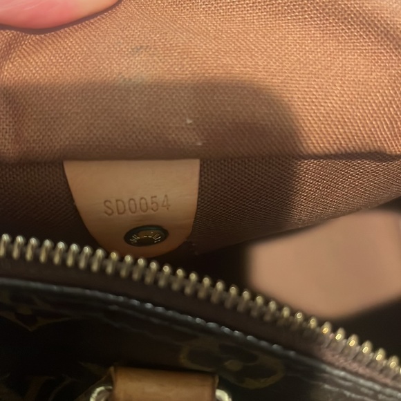 LOUIS VUITTON VINTAGE MONOGRAM SPEEDY 25 - Picture 14 of 17